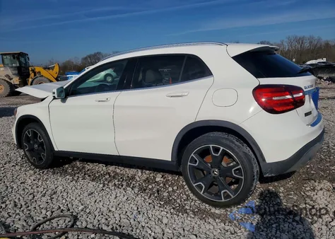 2019 Mercedes-Benz Gla 250 z USA, uszkodzony, nr VIN WDCTG4EB5KJ551896